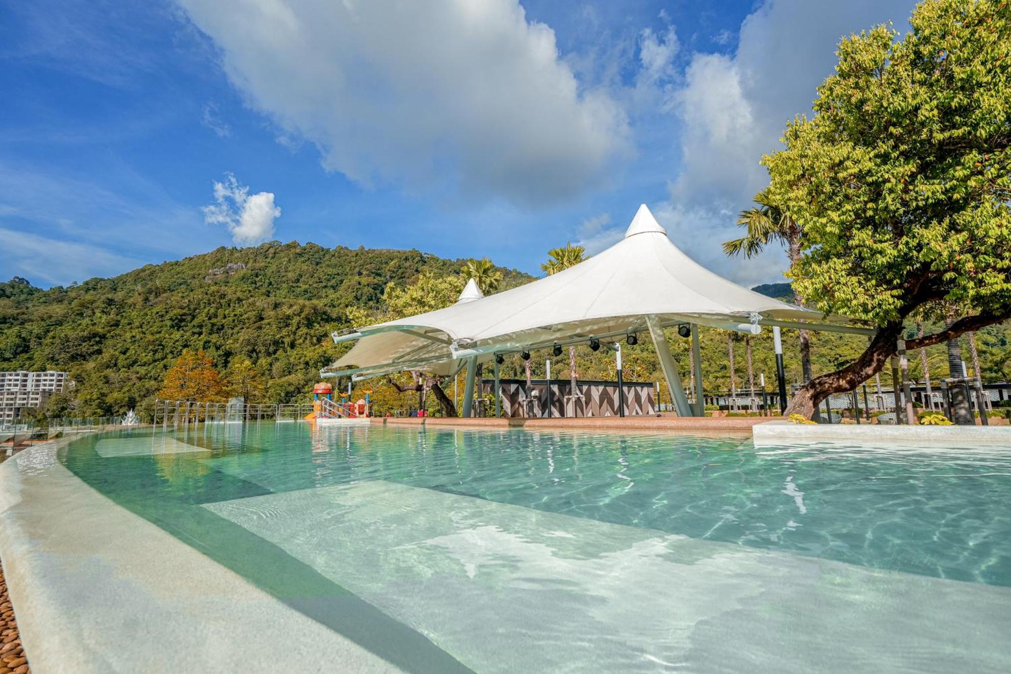 The Marin Phuket Kamala-part Kültér fotó